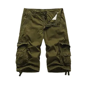 Pantaloncini cargo casual da uomo verde militare con tasche multiple bermuda estivi.