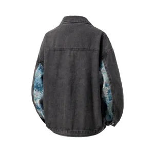Veste en jean oversize pour homme avec manches artistiques, vêtement streetwear.