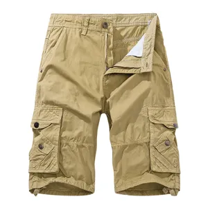 Herren lässige Khaki Cargoshorts für den Sommer, bequeme Freizeithosen mit vielen Taschen.