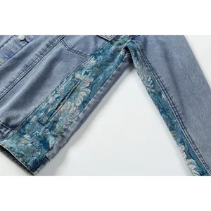 Veste en jean pour homme avec épissage brodé élégant manteau décontracté à manches longues.