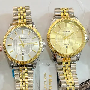 Orologio al Quarzo in Acciaio Inossidabile da Uomo Classico Lunetta Zigrinata Bicolore Quadrante Rotondo Calendario Impermeabile Analogico Orologio da Polso