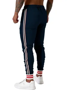 Heren casual joggingbroek met zijstrepen slim fit en geribde boorden voor dagelijks.