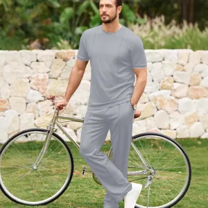 Set due pezzi casual maniche corte waffle grigio uomo modello vista principale nuovo