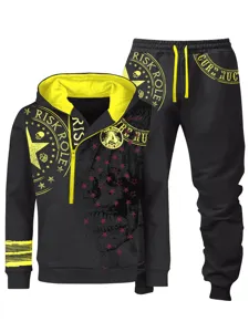Conjunto de sudadera con capucha y pantalón de chándal negro y amarillo para hombre con cremallera.