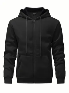 Vue détaillée du sweat à capuche noir zippé doublé polaire, montrant le tissu et le zip.