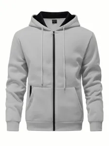 Vue détaillée du sweat à capuche zippé pour homme avec doublure polaire et cordon réglable.