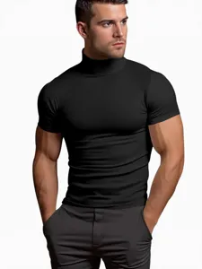 Maglia a compressione sportiva da uomo a maniche corte con collo alto per fitness.