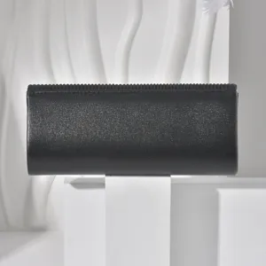 Elegant black glitter evening clutch bag for women banquets wedding party formal dresses.