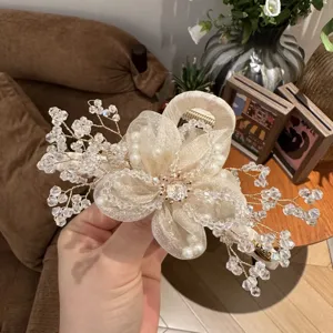 Koreanischer Stil Blumen Kristall Haarklammer mit Netztropfen und Perlen für elegante Frisuren.