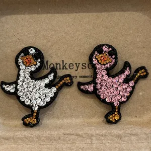Cute cartoon duck rhinestone hair clips sparkling side bangs hairpins for daily wear stylish.
