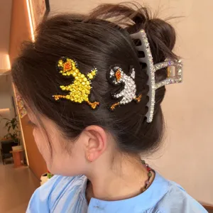 Rhinestone cartoon duck hair claw clip cute side hairpins for women and girls daily wear