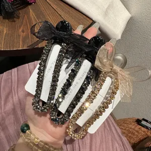 Molletta per capelli con strass e fiocco stile coreano elegante accessorio per donne alla moda