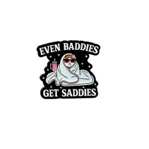 Jolie broche en émail métallique avec un design de chat mignon et texte pour vêtements.