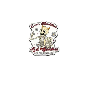 Broche en metal squelette de dessin anime epingle emaille insigne creatif accessoires mode