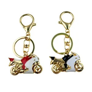 Creatieve Motorfiets Metalen Sleutelhanger Leuke Zinklegering Sleutelhanger Strass Emaillering Auto Sleutelhanger Tas Hanger Mode Sieraden Cadeau