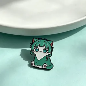 Simpatico badge spilla in metallo smaltato gatto anime per vestiti borse accessori.