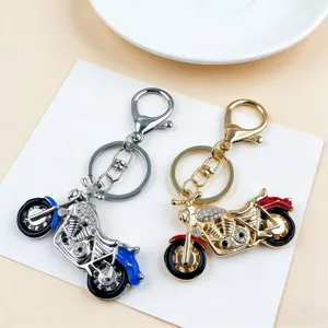Strass Motorrad Schlüsselanhänger Metall kreativer Anhänger Taschenschmuck Geschenk für Fans.