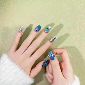 Handmade Cat Eye Press On Nails Luxury Gemstone False Nails Rhinestone Short Trapezoid Artificial Fingernails