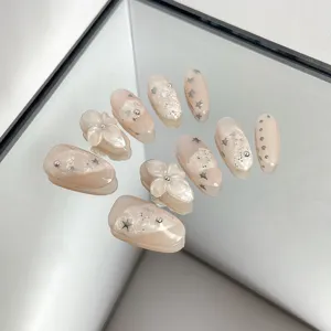 Sweet Blush Pink Press On Nails 3D Flower Star Rhinestone Short Oval Fake Nails Gentle Style Acrylic Nail Art Set For Women