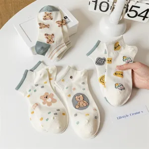 Chaussettes basses en coton pour femmes imprimées d'ours de dessin animé, style japonais.