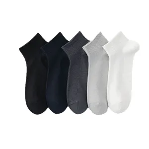 Heren zomer dun ademend mesh bootssocks 5 paar effen kleur comfortabele sokken