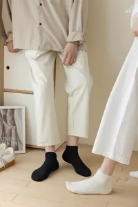Spring summer new solid color low cut short socks, breathable casual couple sports socks.