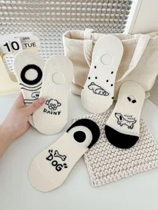 Women cute beige dog print low cut boat socks, breathable cotton non-slip invisible socks.