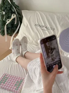 Cute floral cotton socks for women, short tube pastoral style breathable comfortable daily wear.