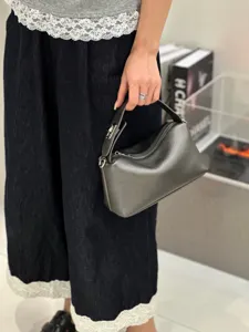 Genuine leather handbag for women, soft mini pillow lunchbox bag with top handle and zipper.