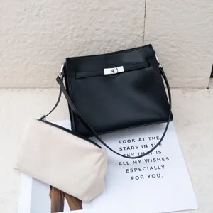 Bolso bandolera tote retro de mujer, elegante diseño en negro y beige para uso diario.