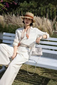Top layer cowhide leather crossbody bag, stylish small shoulder handbag for women summer.