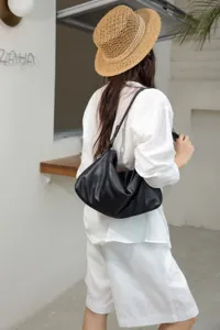 Borsa hobo in vera pelle nera minimalista morbida pelle bovina a tracolla borsa casual.