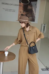 Mini cowhide leather Kelly handbag casual versatile cross-body bucket bag for women.