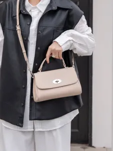 Echtleder Umhängetasche mit Drehverschluss stilvolle elegante Schultertasche für Damen
