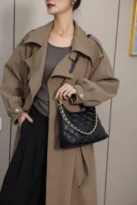 Genuine leather quilted shoulder bag, stylish casual chic chain handbag for women.