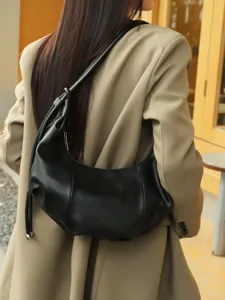 Black leather hobo shoulder bag vintage minimalist dumpling crossbody bag for stylish women