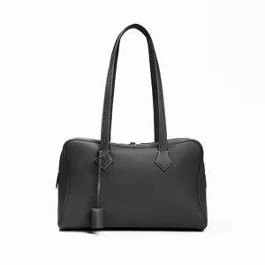 Schwarze Ledertasche, klassische Boston Umhängetasche für Damen, elegante Alltagstasche.