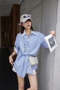 Detailed view of the stylish genuine leather mini shoulder crossbody phone bag for women.