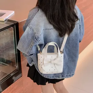 Süße Kinder Umhängetasche mit Punkten und großer Schleife, süße Mini Handtasche für Mädchen.