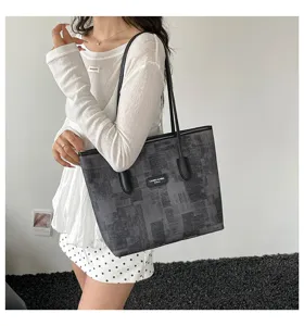 Élégant sac cabas fourre-tout gris à motif pour femme, grand sac d'épaule décontracté quotidien.