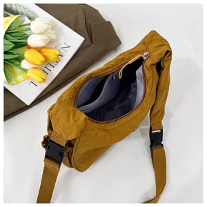 Casual nylon crossbody shoulder bag for women, lightweight stylish hobo bag with zipper.