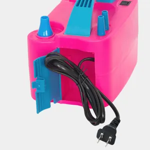 Bomba de aire eléctrica portátil para globos con doble boquilla, cuerpo rosa y azul y compartimento.