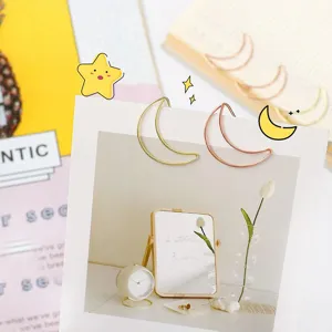 Creative moon shaped metal paper clips cute bookmarks for books office school supplies