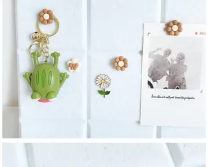Cute cartoon frog keychain and flower pushpins for cork board photo wall decoration.