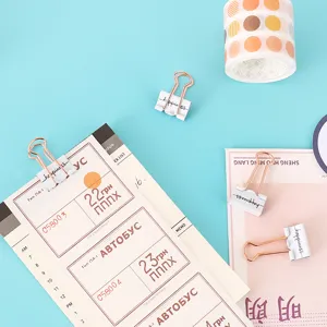 Pinzas de oficina blancas creativas de 19 mm con asas de oro rosa, ideales para papelería.