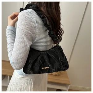 Black pleated underarm shoulder bag for women, stylish crinkled design handbag for daily outfit