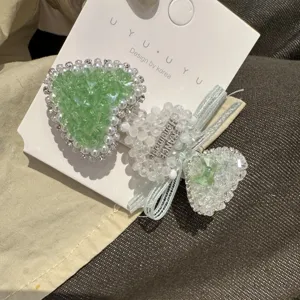 Barrette à cheveux cœur diamant vert menthe style coréen avec perles et élégant nœud papillon.