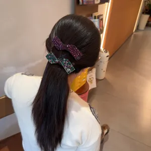 Pince à cheveux nœud strass pour femme, barrette queue de cheval cristaux brillants.