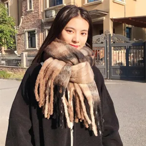 Damen Mohair Karoschal Winter warm dicke Quasten Schal Mode lässiger Halswärmer