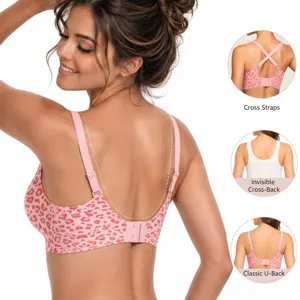 Naadloze beugelloze leopard print bh met verstelbare kruisbandjes en U-rugontwerp.